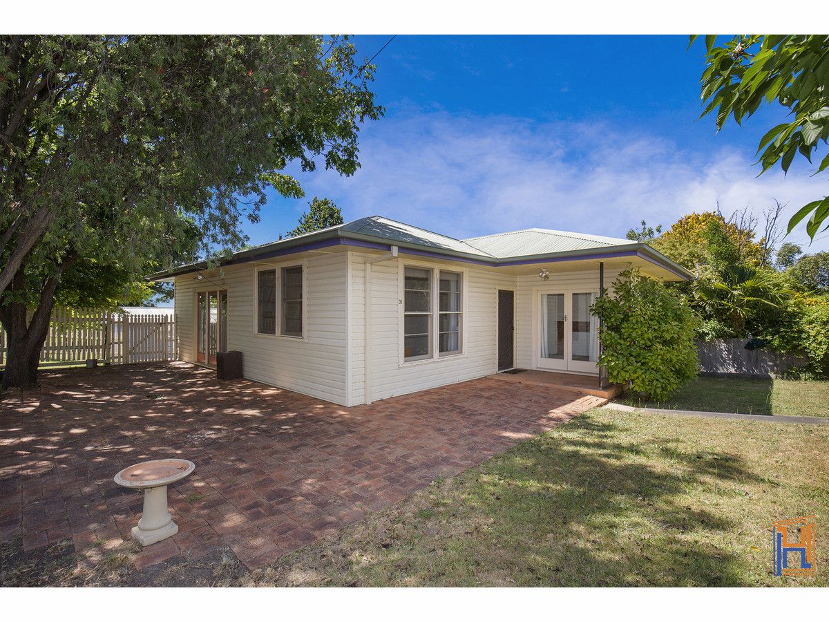 31 Faulkner Street, Armidale NSW 2350 Domain