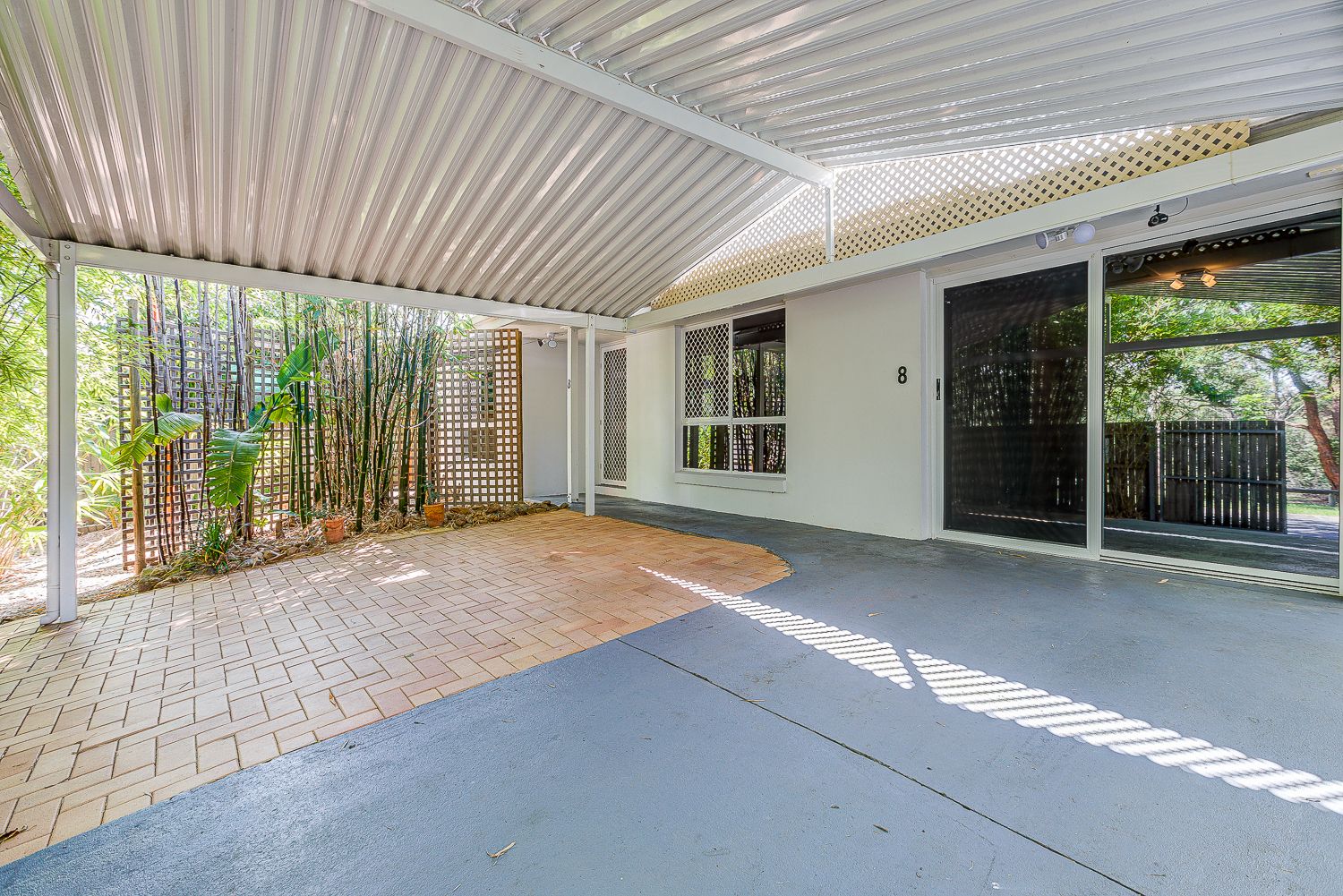 4 bedrooms House in 8 Riverview Street MARSDEN QLD, 4132