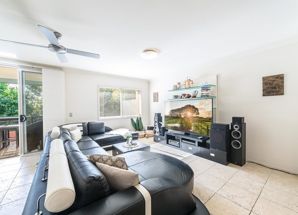 1003/1 The Cove Crescent , Carrara QLD 4211