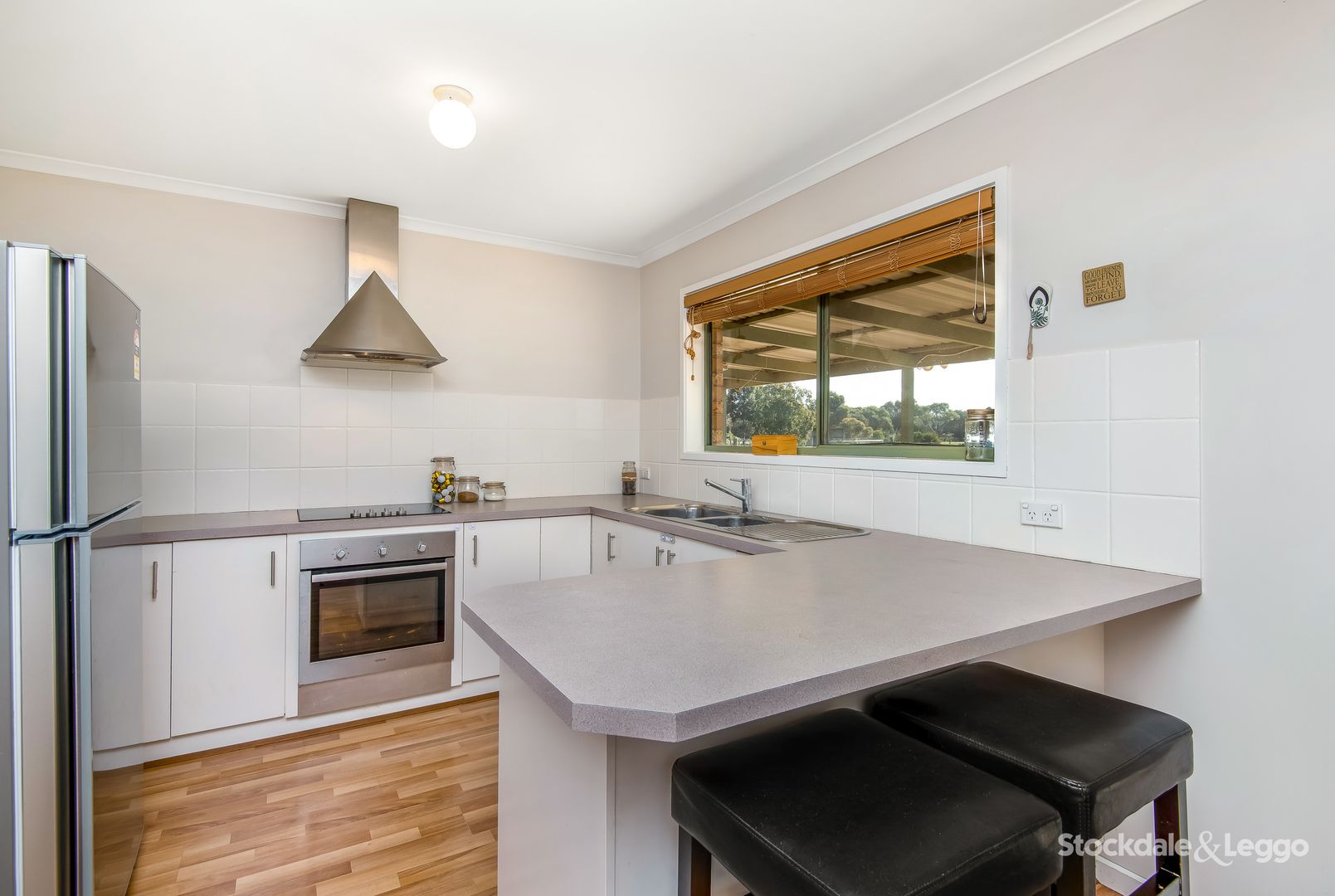 60 Eagle Court, Teesdale VIC 3328, Image 2