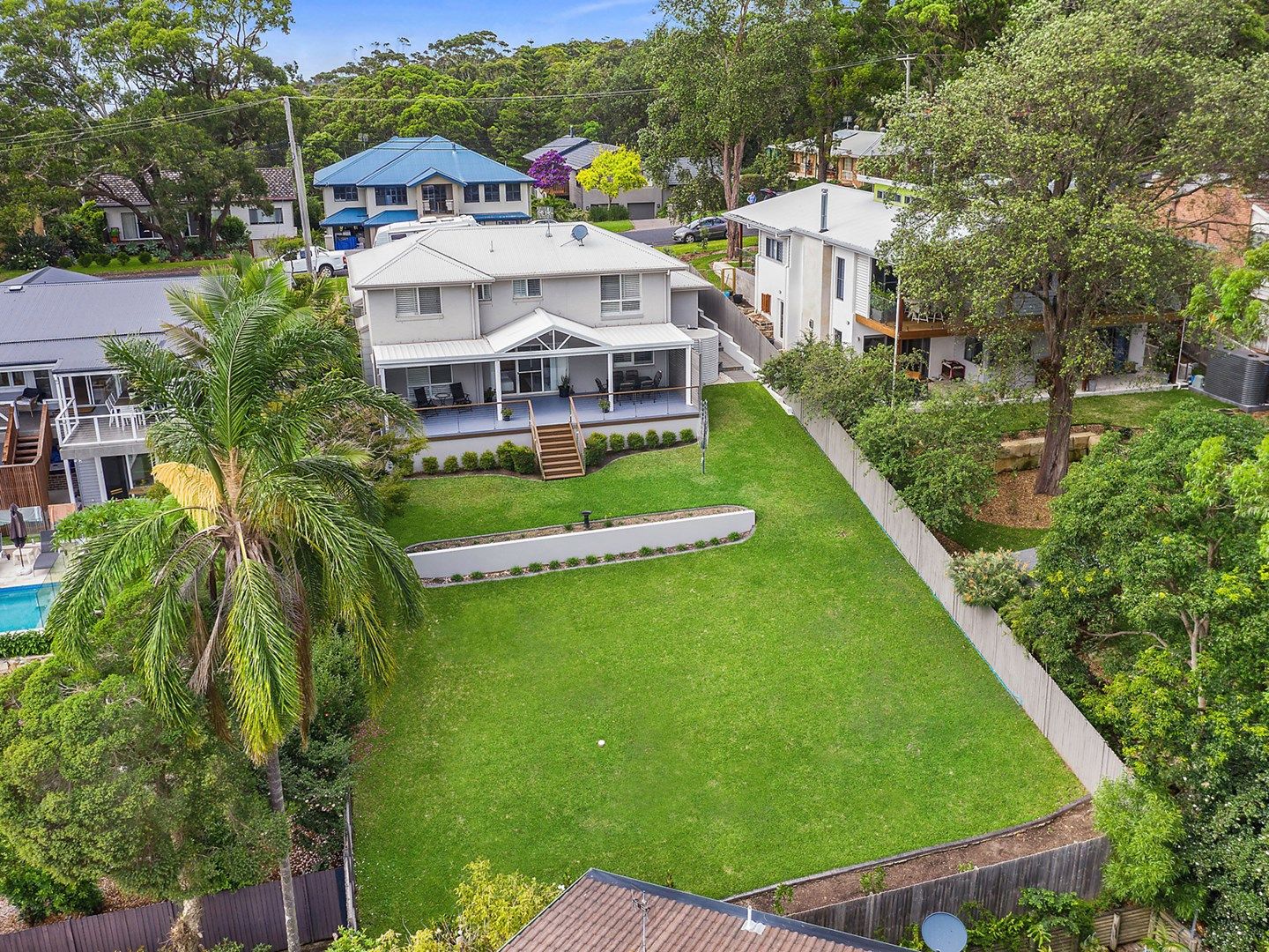 10 Endeavour Drive, Avoca Beach NSW 2251, Image 1