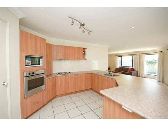 36 Hannam Crescent, Forest Lake QLD 4078