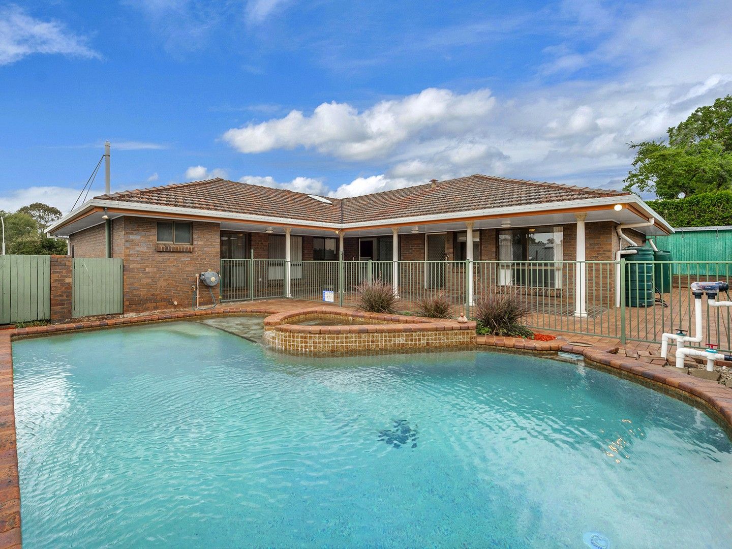 7 Centurion Street, Bridgeman Downs QLD 4035, Image 1