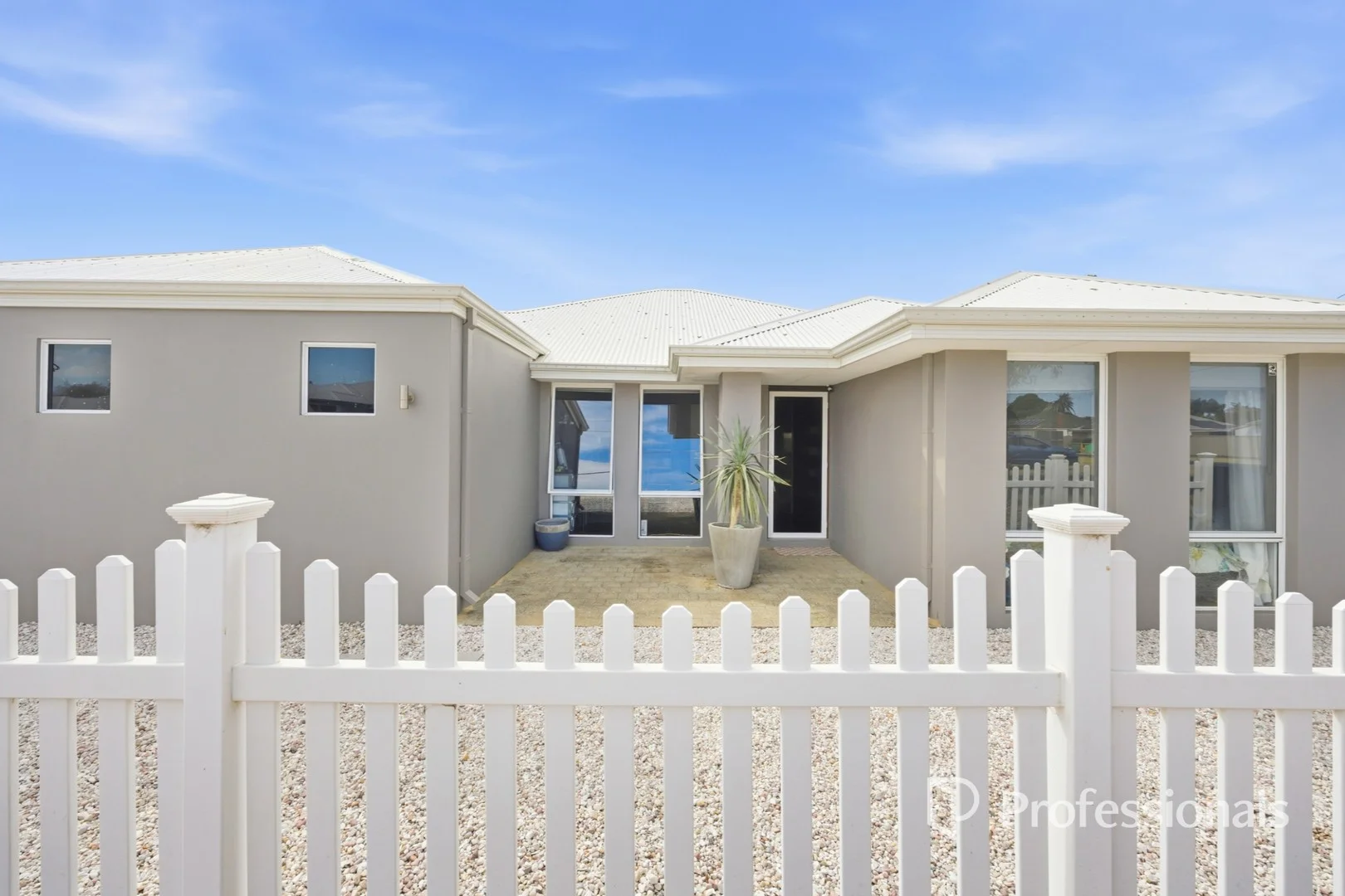 42A Winton Street, Carey Park WA 6230