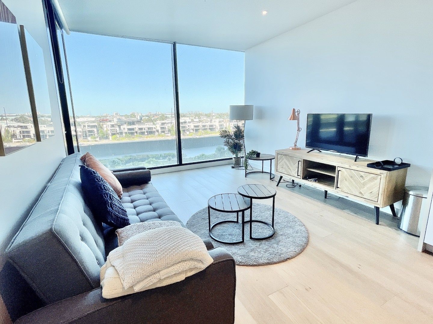 1 bedrooms Apartment / Unit / Flat in 601/915 Collins Street DOCKLANDS VIC, 3008