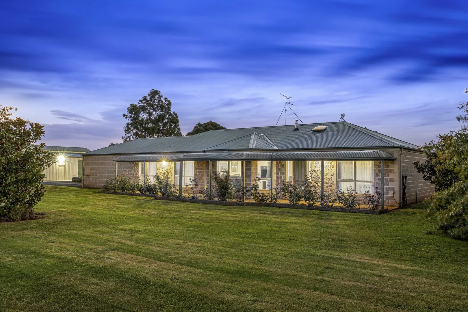 82 Mcguigans Road, Millbrook VIC 3352