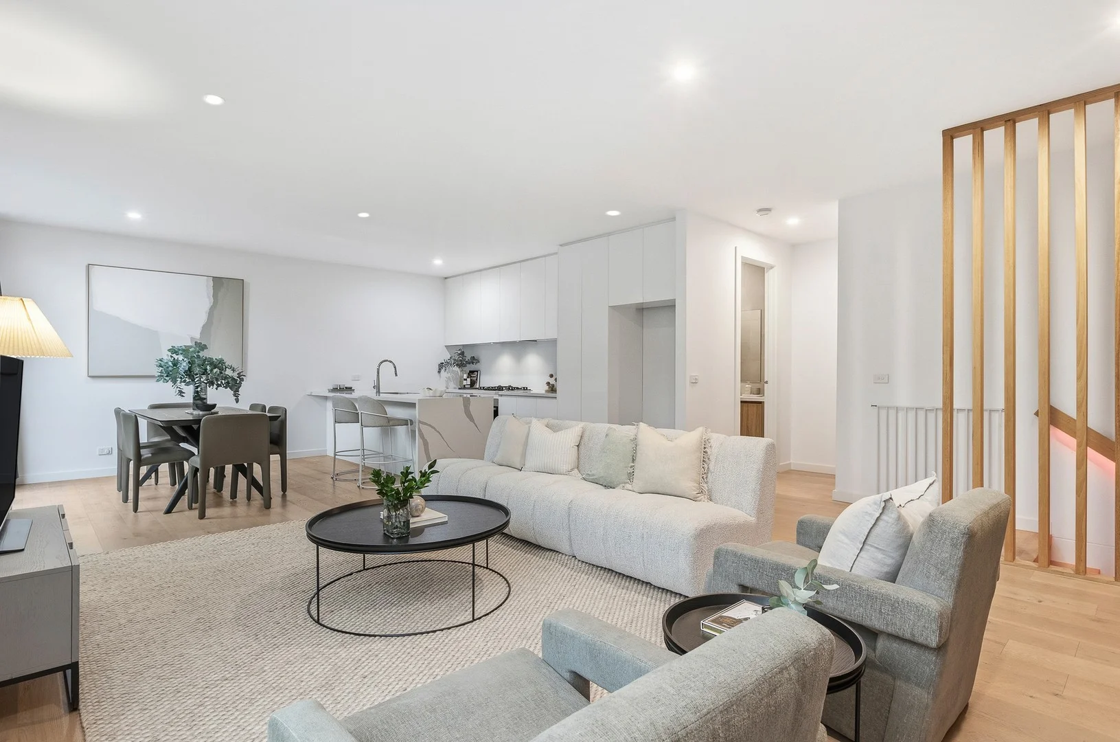 2a/199 Charman Road, Cheltenham VIC 3192