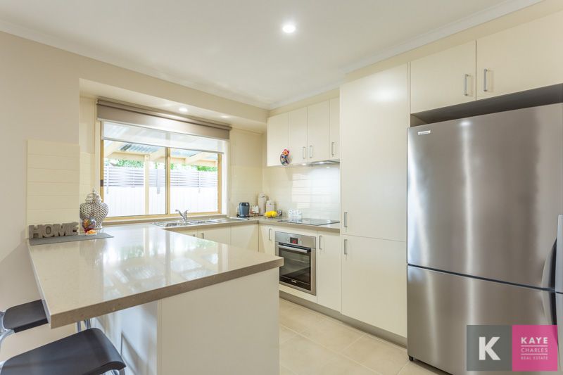 4/58 Woods Street, Beaconsfield VIC 3807, Image 2