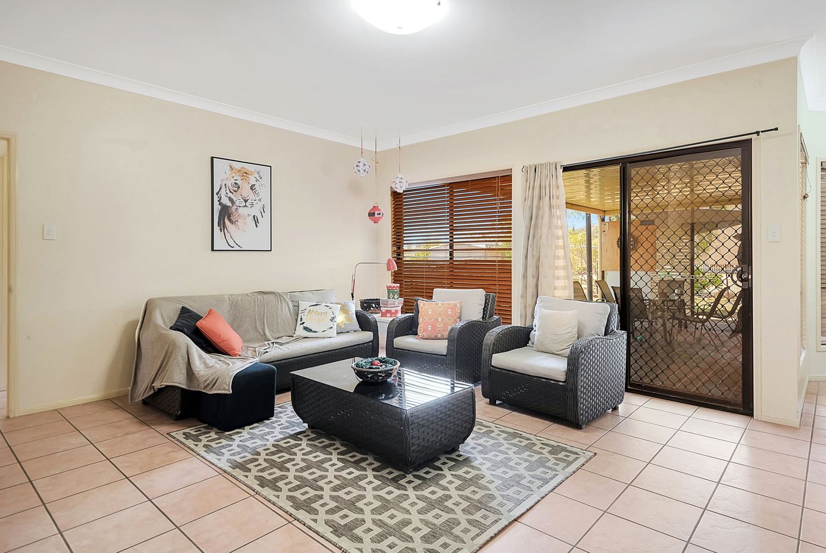 3 Belmore Drive, Withcott QLD 4352, Image 2