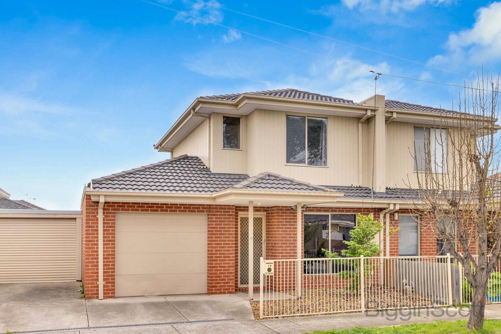 2 bedrooms Townhouse in 1B Cox Street ST ALBANS VIC, 3021