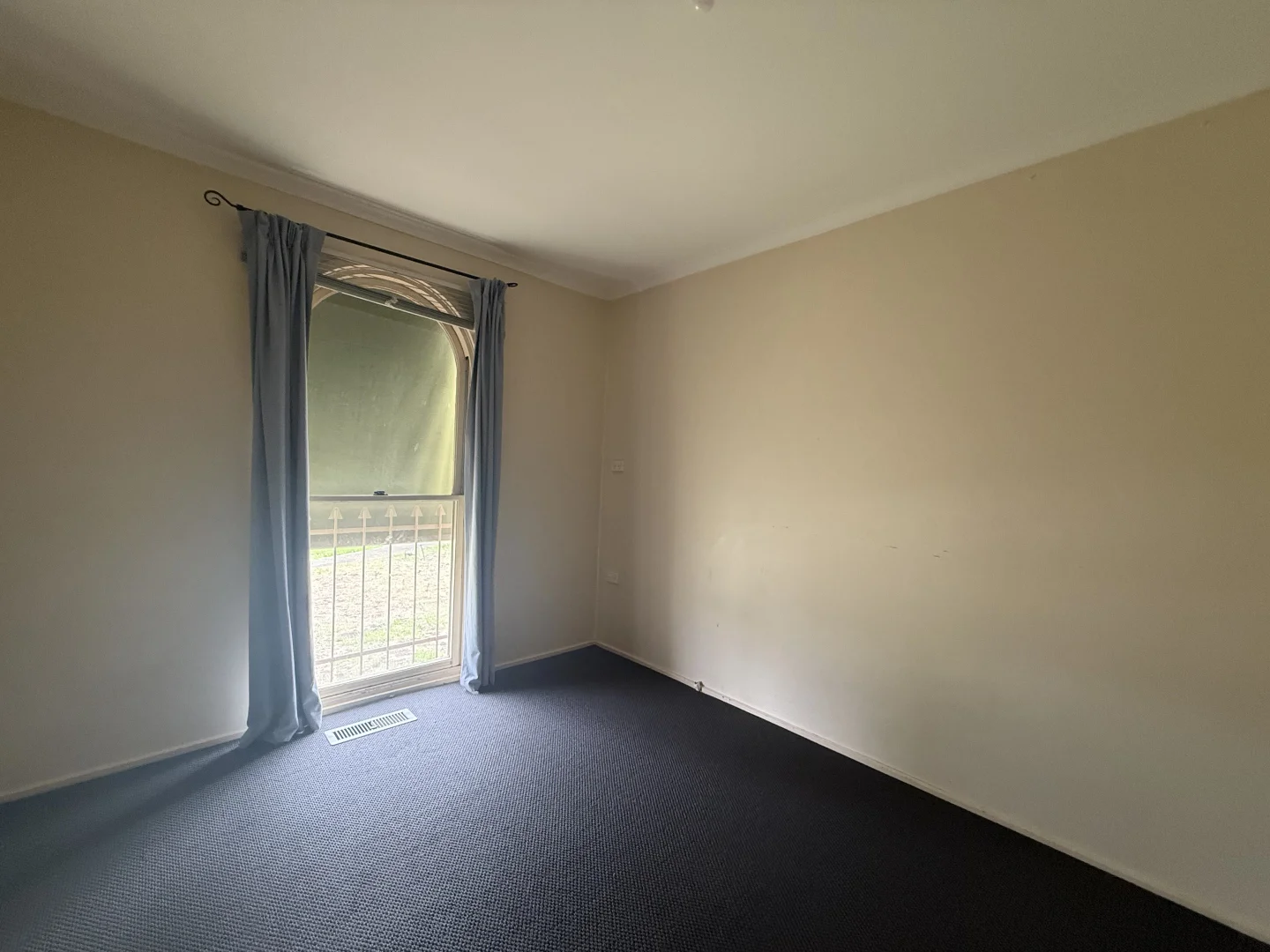 Additional image 7 of 8 Garry Court, Kings Park VIC 3021