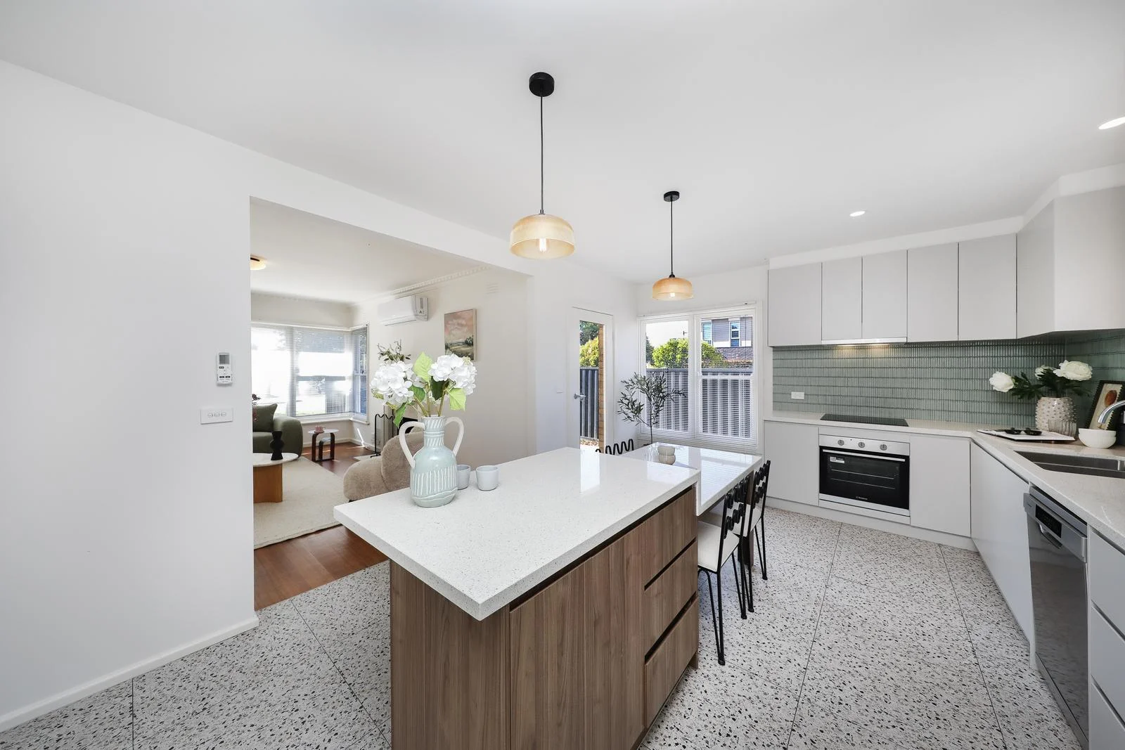 Additional image 5 of 11 Macey Avenue, Avondale Heights VIC 3034
