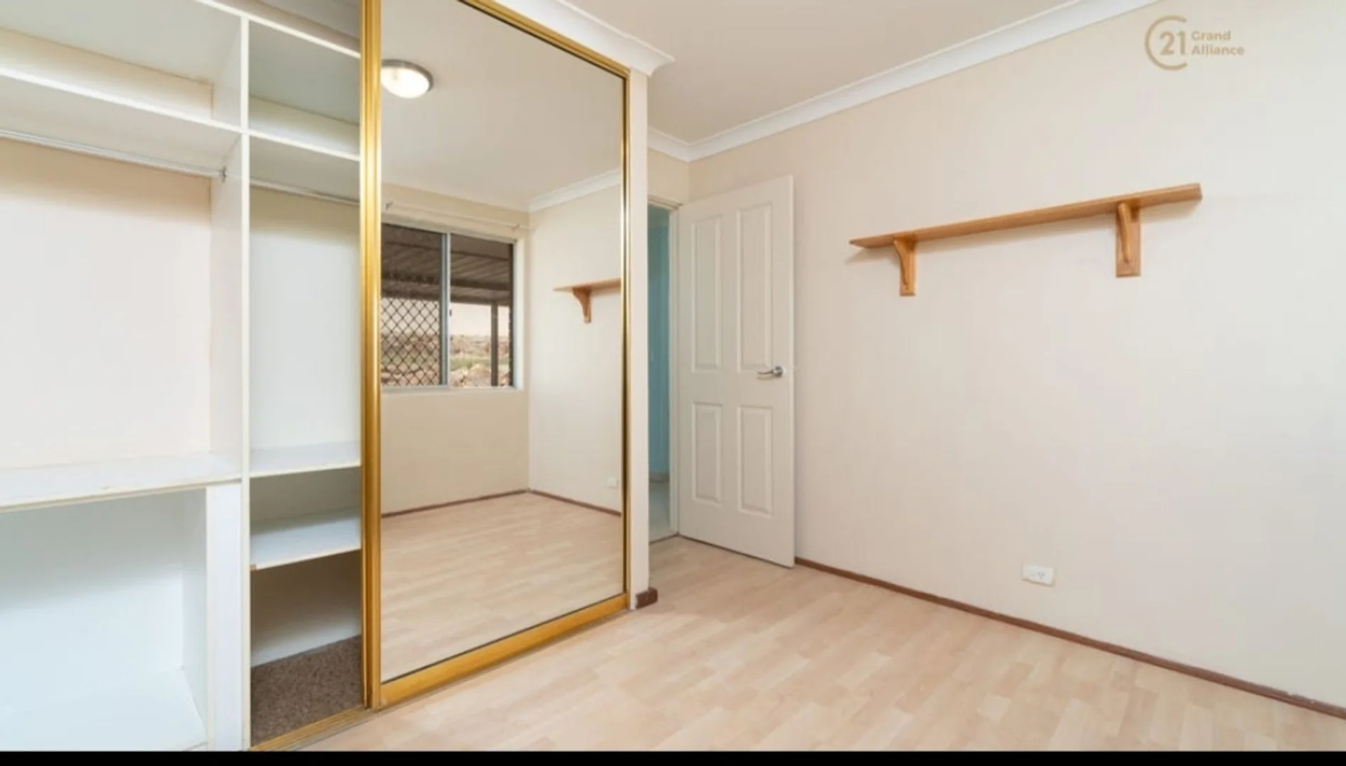 Additional image 13 of 150 Illawarra Cresent South, Ballajura WA 6066