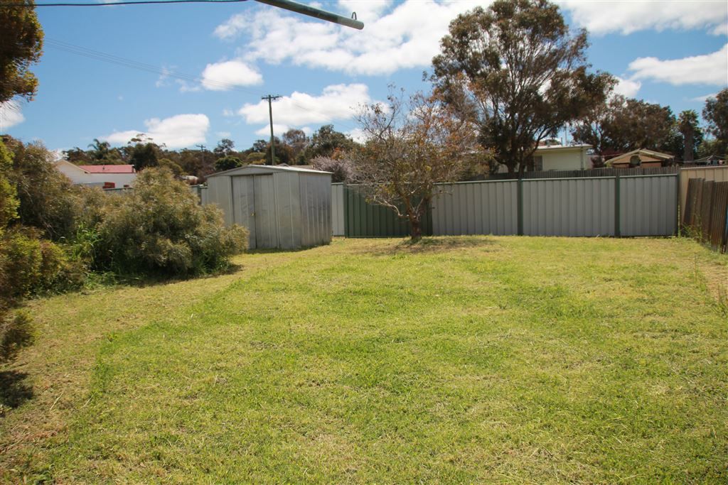 21 Newstead Rd, Kojonup WA 6395, Image 2