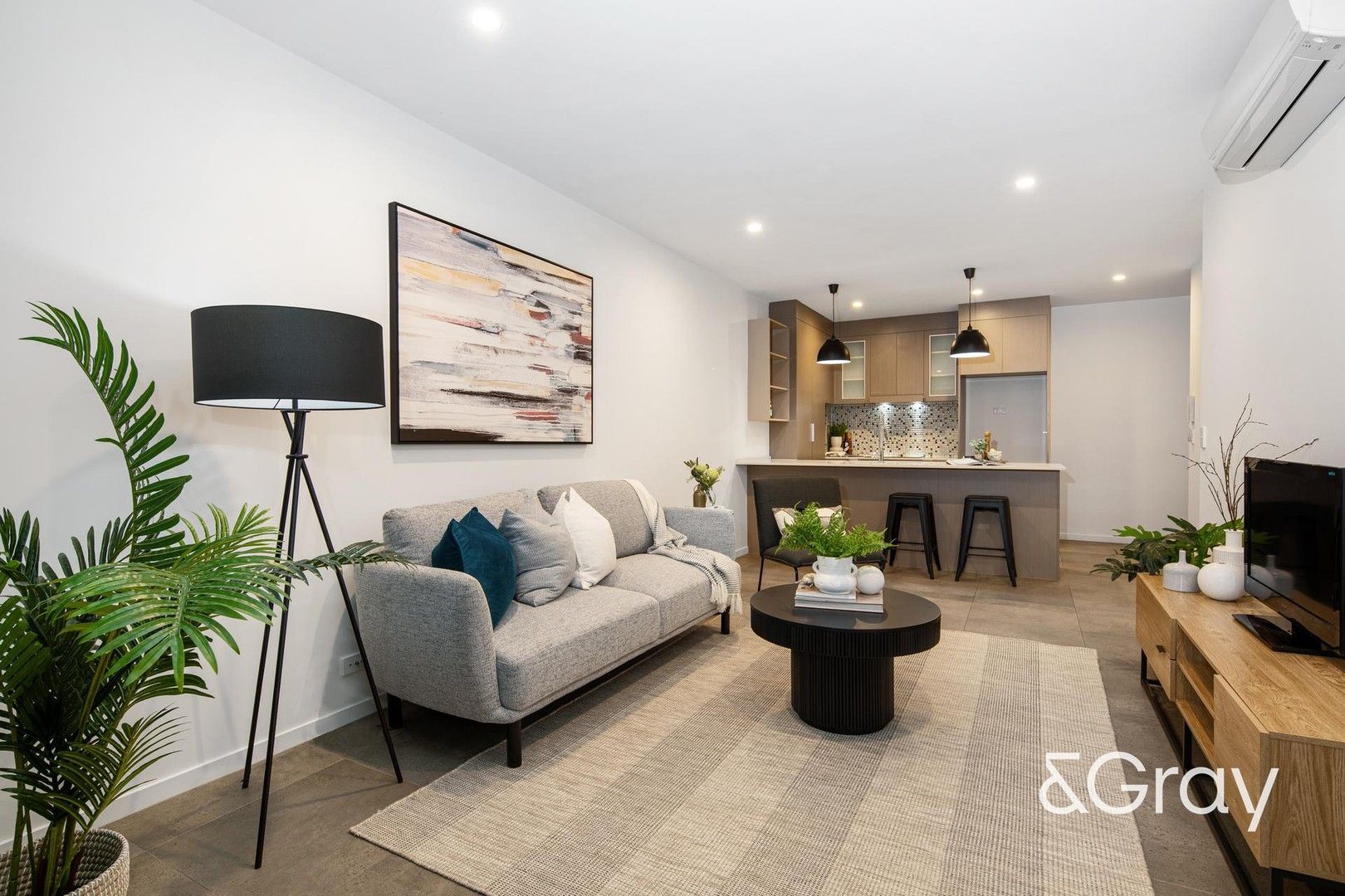 2 bedrooms Apartment / Unit / Flat in 607/616 Main Street KANGAROO POINT QLD, 4169