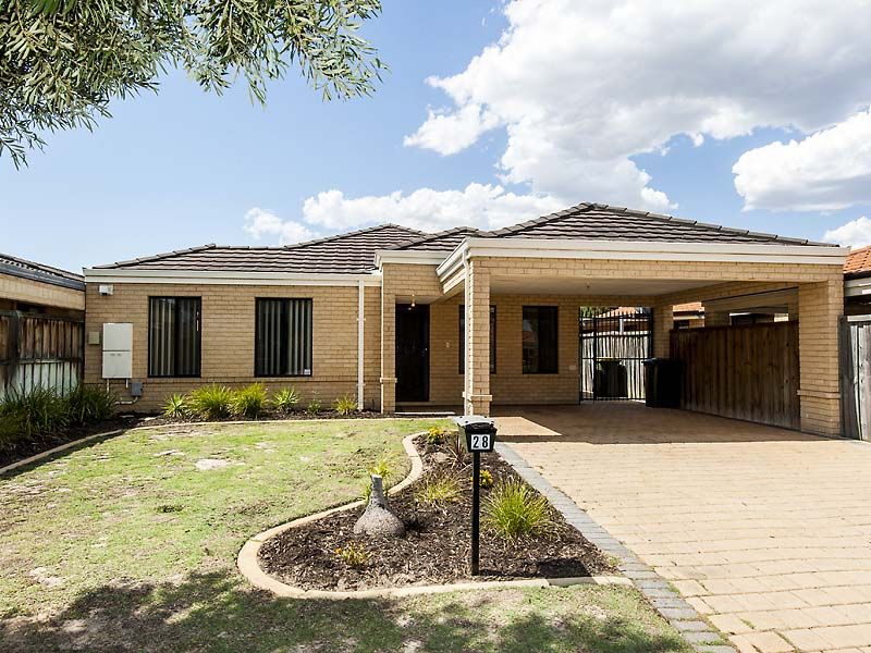 4 bedrooms House in 28 Bellini Avenue ELLENBROOK WA, 6069