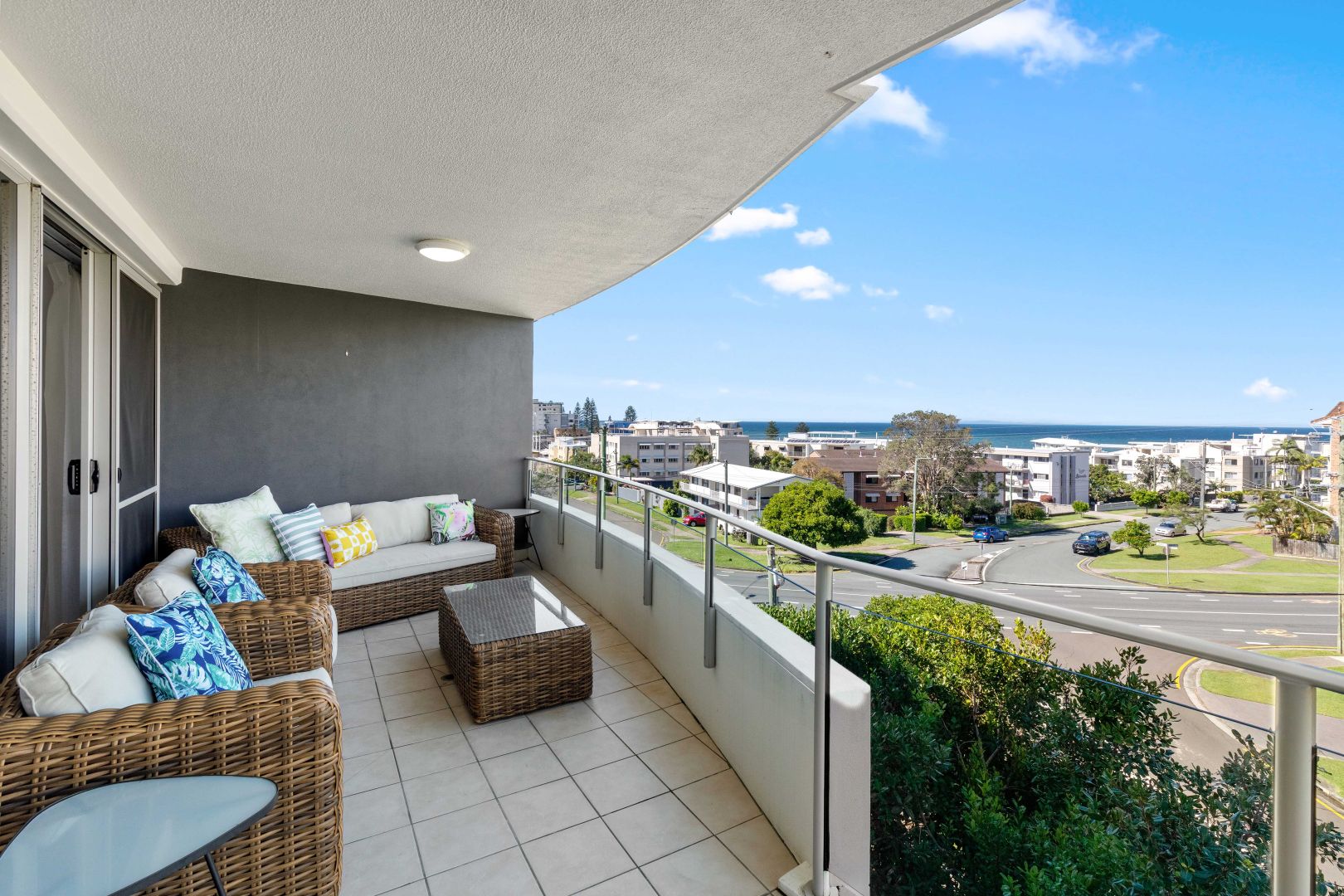 401/3 Arthur Street, Kings Beach QLD 4551, Image 2