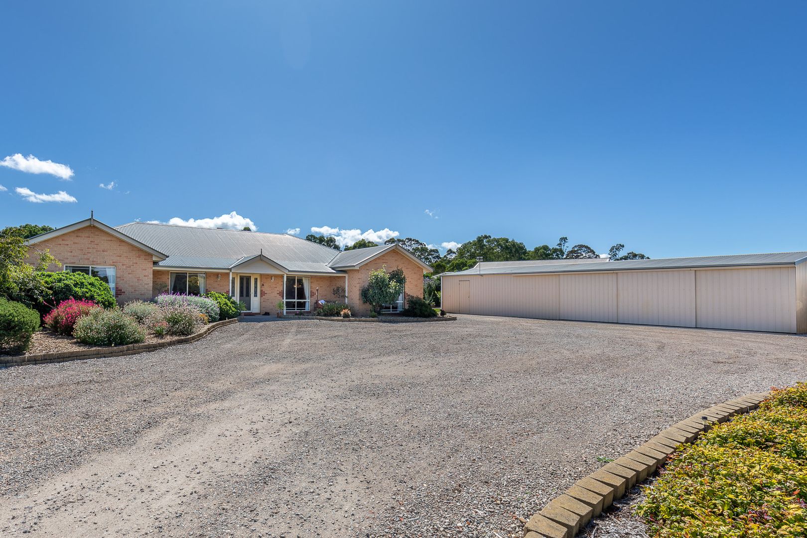 27 Dargo Street, Sale VIC 3850 Domain