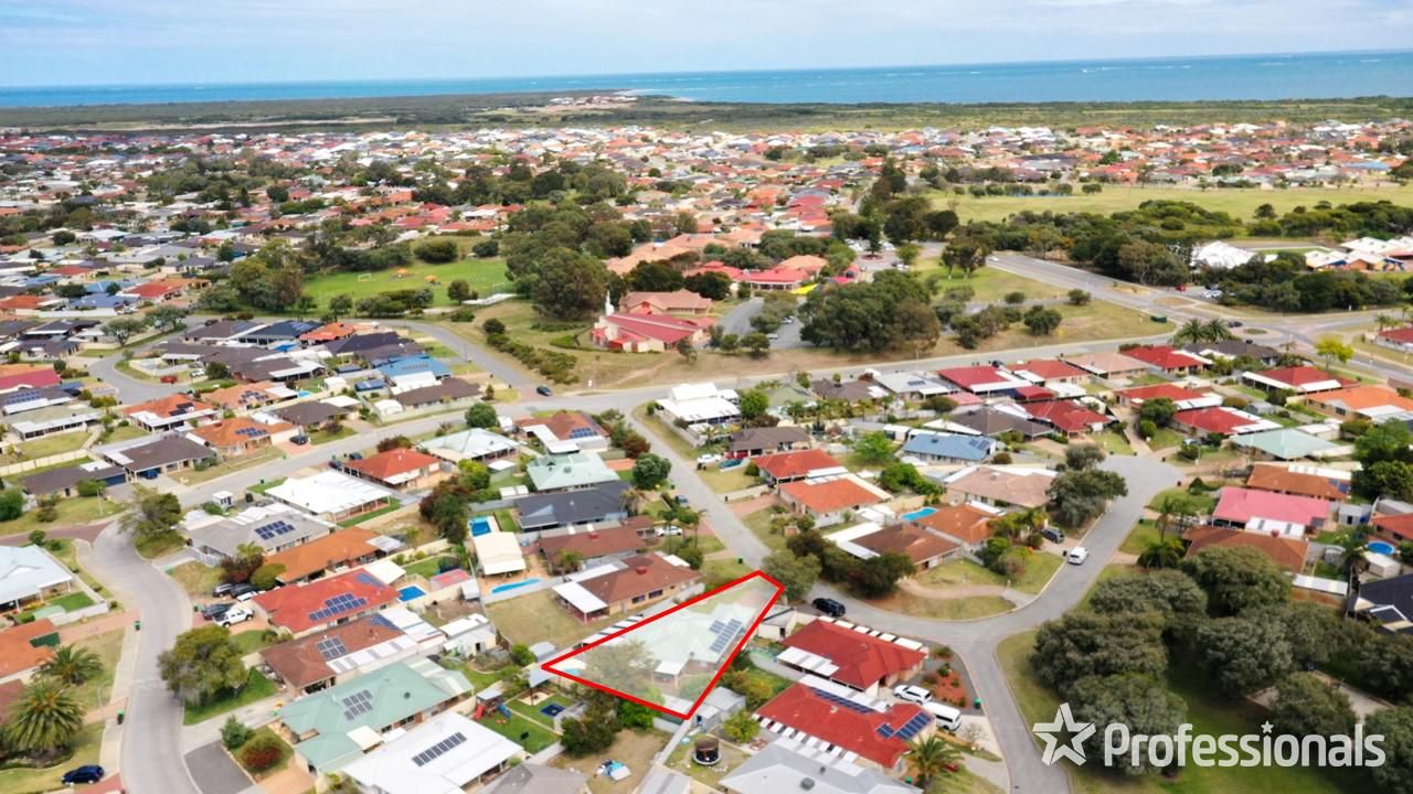 12 Limoges Elbow, Port Kennedy WA 6172