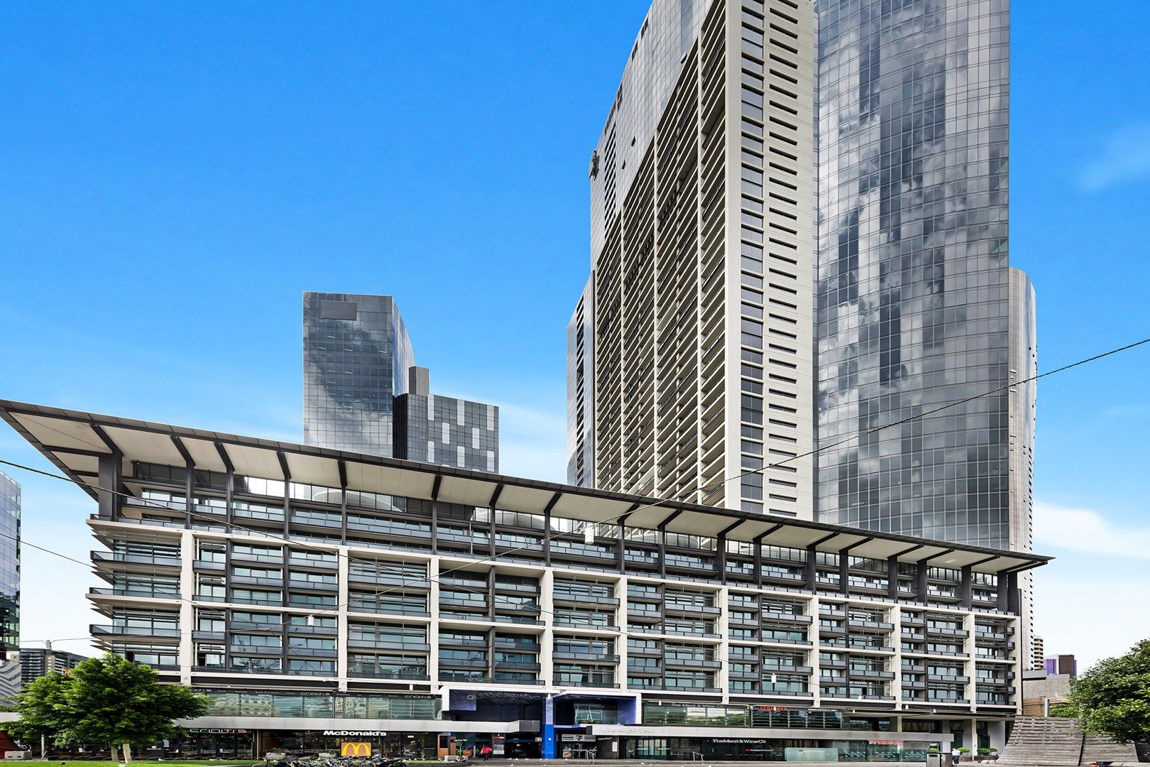 2 bedrooms Apartment / Unit / Flat in 626/1 Queensbridge Square SOUTHBANK VIC, 3006