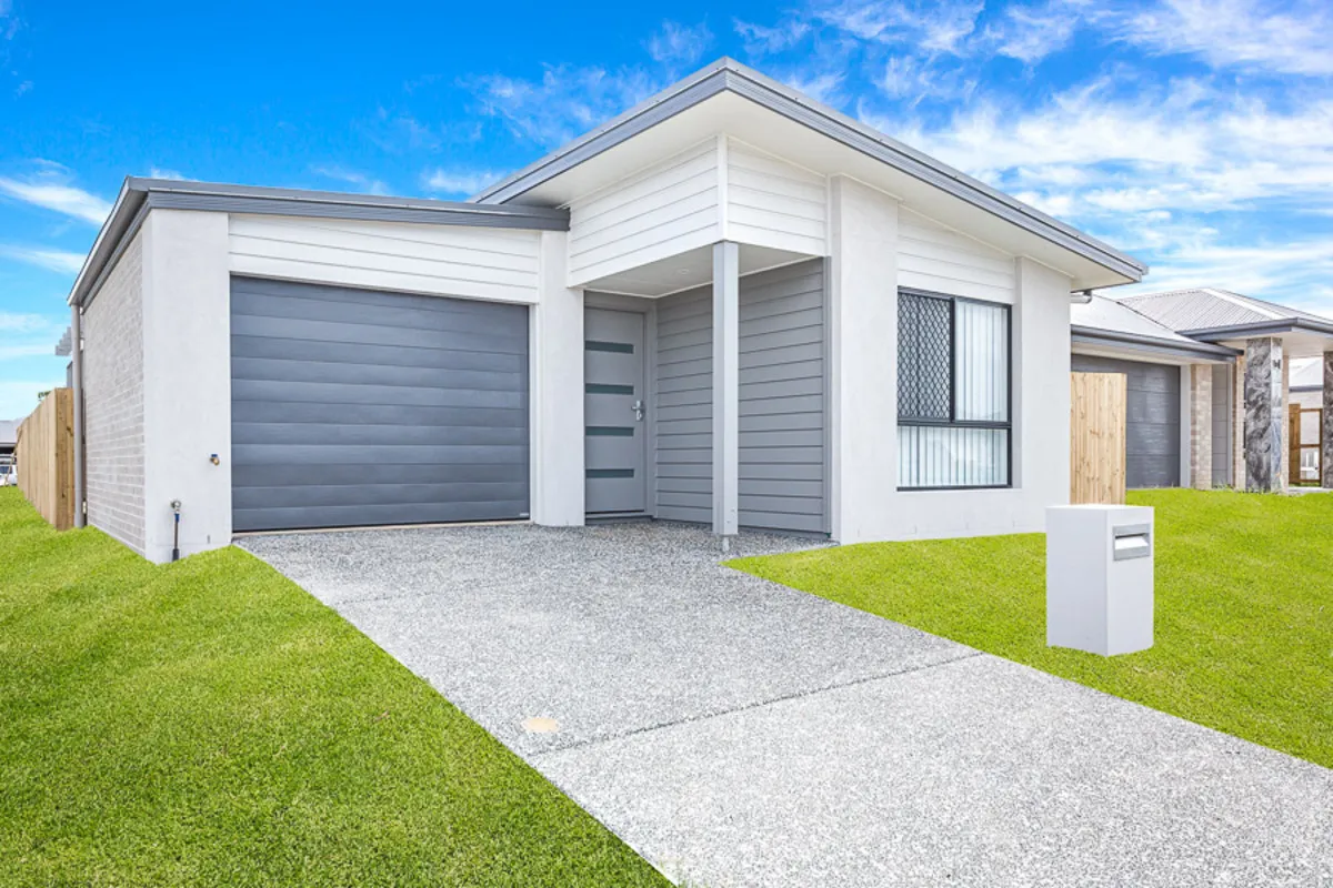 House in Caboolture - View 2