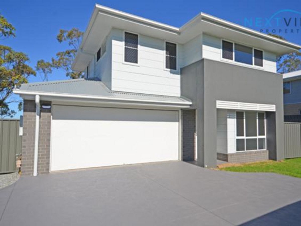 4 bedrooms House in 42 Transfield Avenue CAMERON PARK NSW, 2285