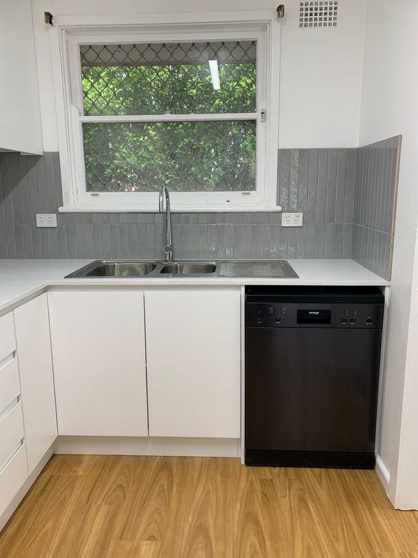 2 bedrooms Apartment / Unit / Flat in 3/14 Princes Hwy WEST WOLLONGONG NSW, 2500