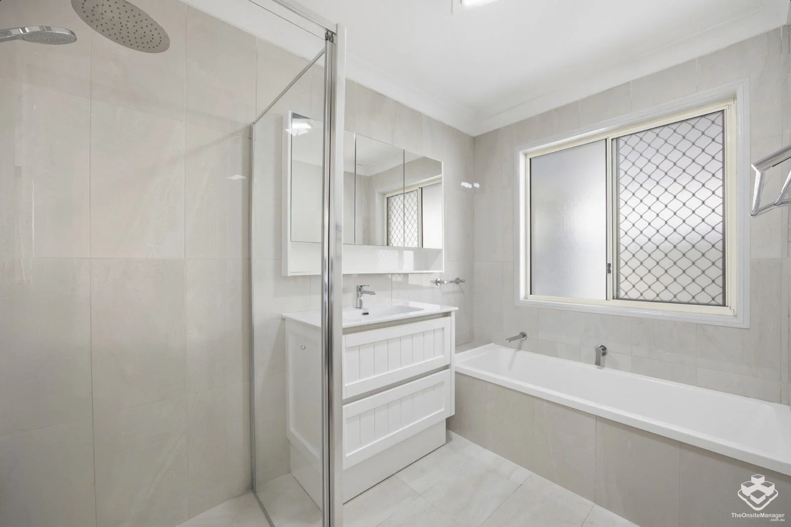 Additional image 10 of ID:21171922/2-4 Langport Parade, Mudgeeraba QLD 4213