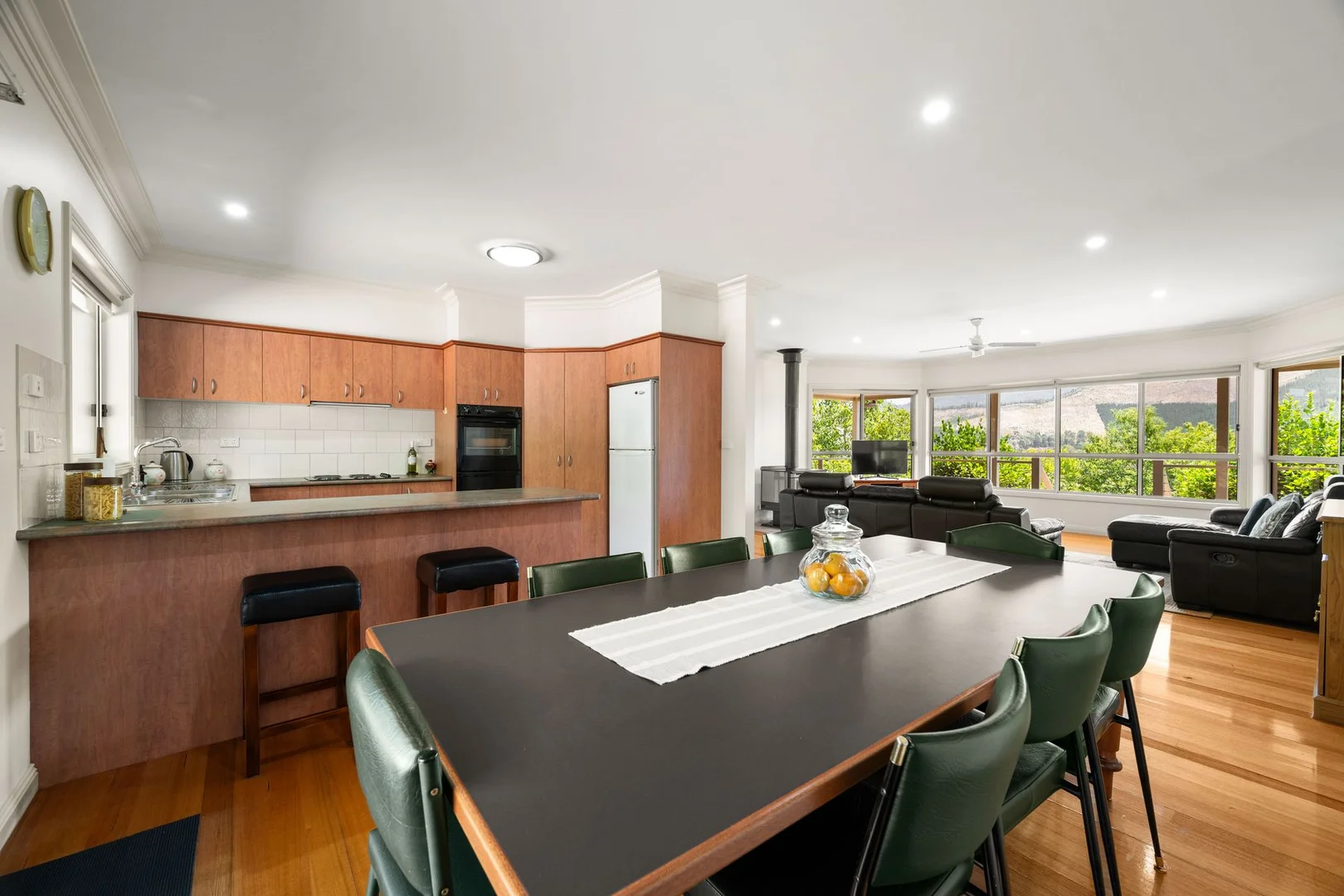 Additional image 9 of 1 James Close, Bright VIC 3741