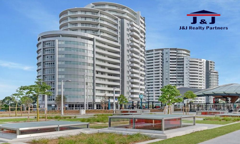 2 bedrooms Apartment / Unit / Flat in A1605/299-301 Old Northern Rd CASTLE HILL NSW, 2154