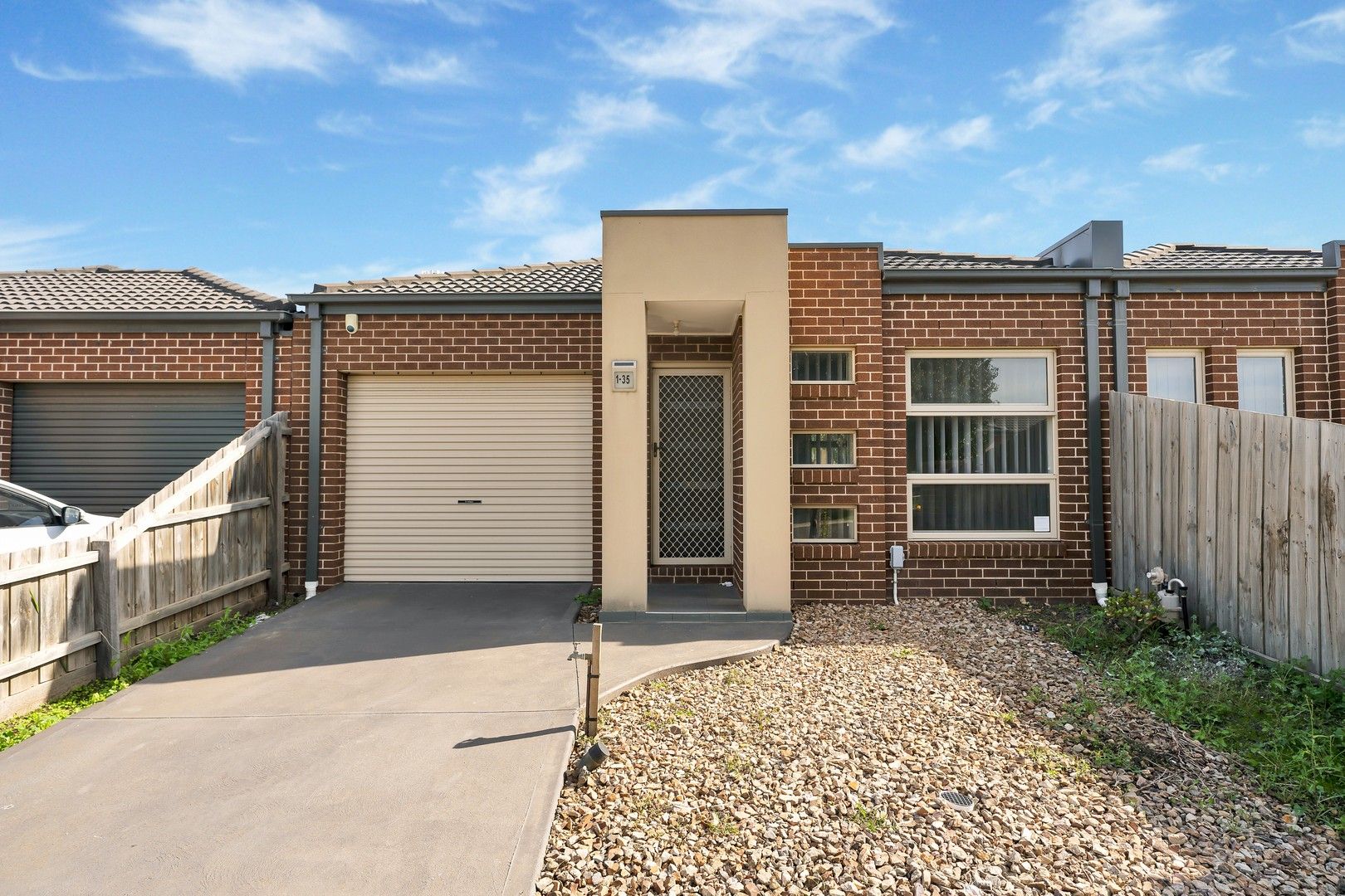 1/35 Red Robin Road, Truganina VIC 3029, Image 0