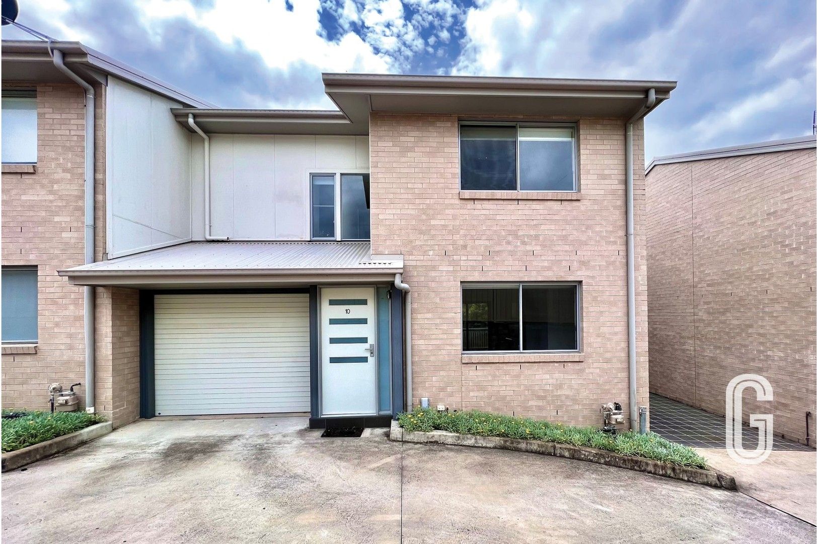 2 bedrooms Townhouse in 10/30 Croudace Road ELERMORE VALE NSW, 2287