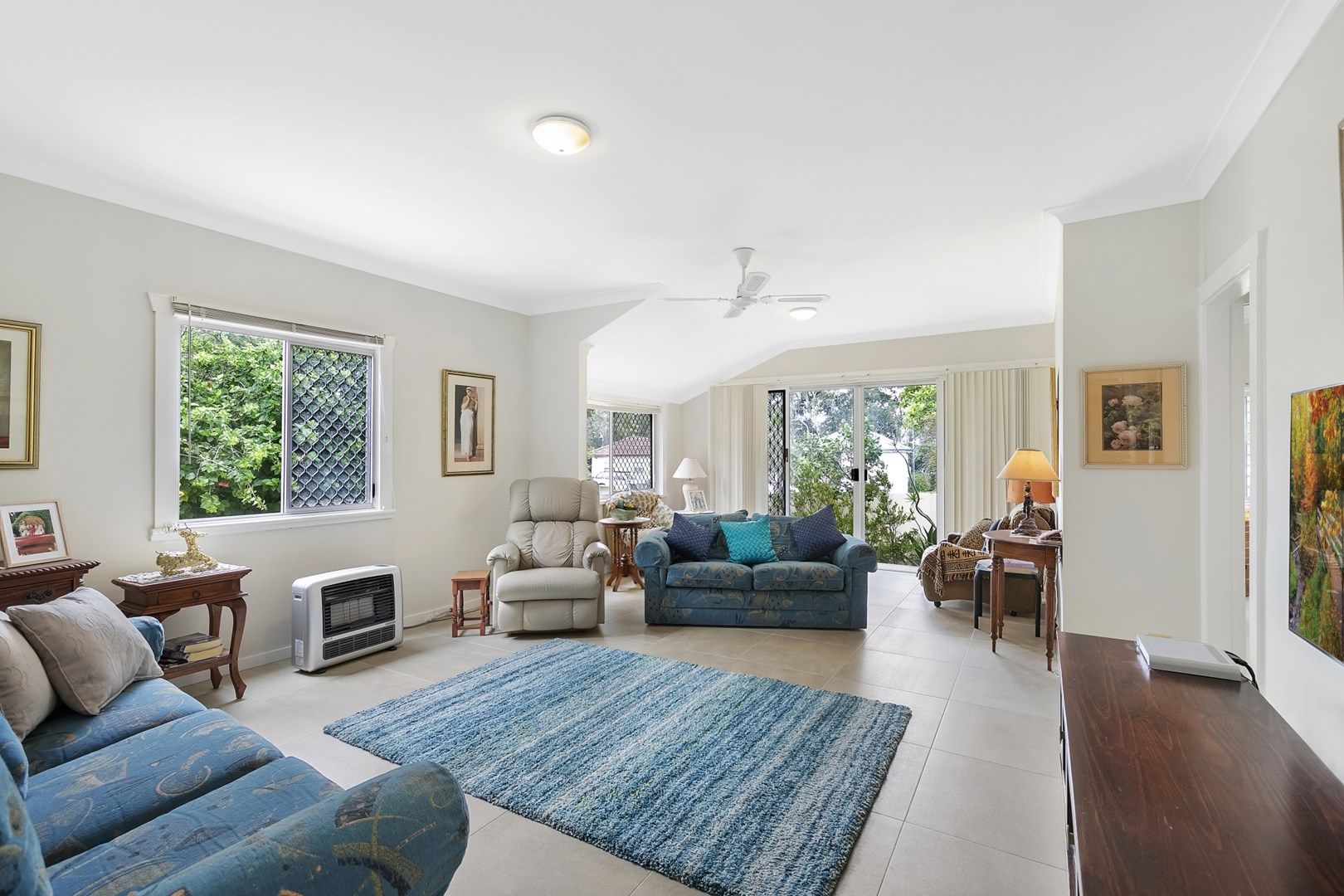 1/43 Warrigal Street, The Entrance NSW 2261, Image 2