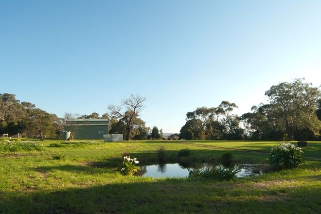 Picture of 585 Dunns Creek Road, RED HILL VIC 3937