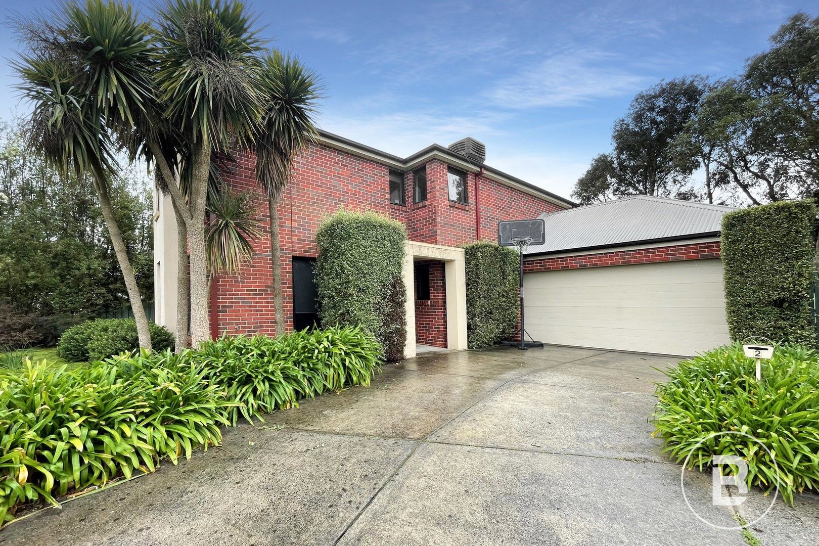 3 bedrooms Townhouse in 2 Parbury Avenue LAKE GARDENS VIC, 3355