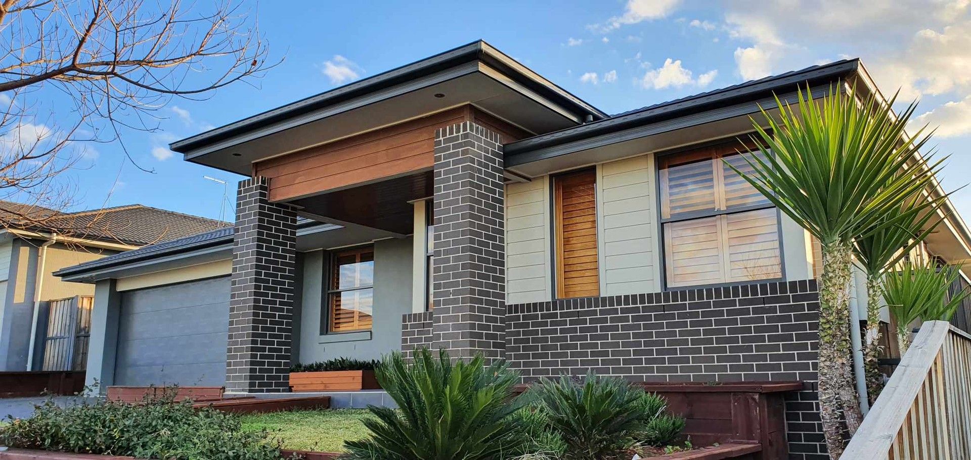 4 bedrooms House in Contact Agent, Darug av GLENMORE PARK NSW, 2745