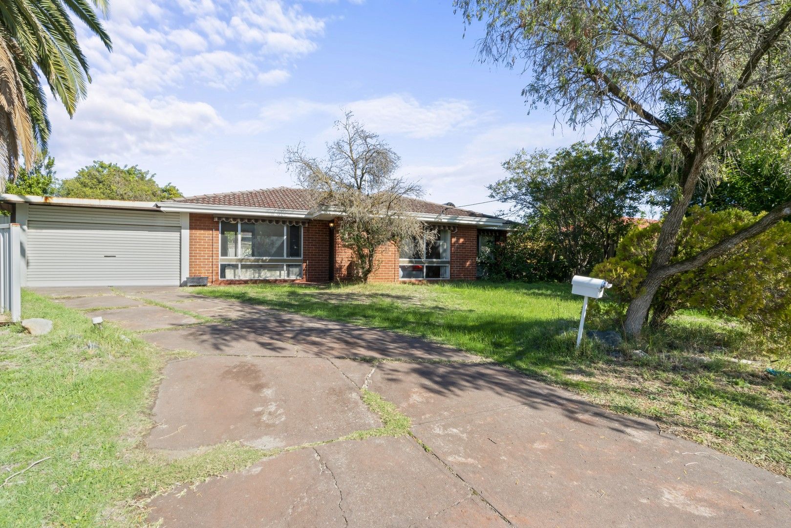 3 bedrooms House in 7 Ivers Court LANGFORD WA, 6147