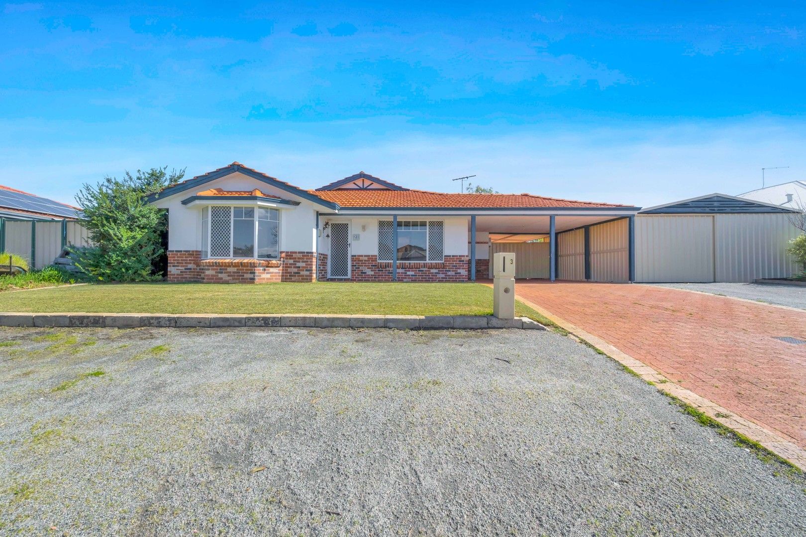 4 bedrooms House in 23 Federation Drive SINGLETON WA, 6175