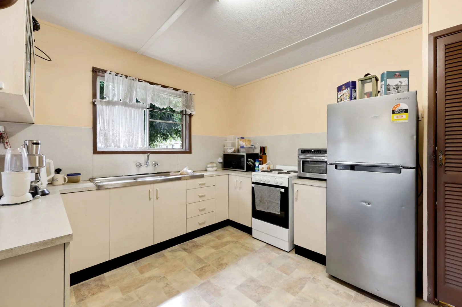 Additional image 8 of 1, 2 & 3 / 59 Edmonds Street, Bucasia QLD 4750
