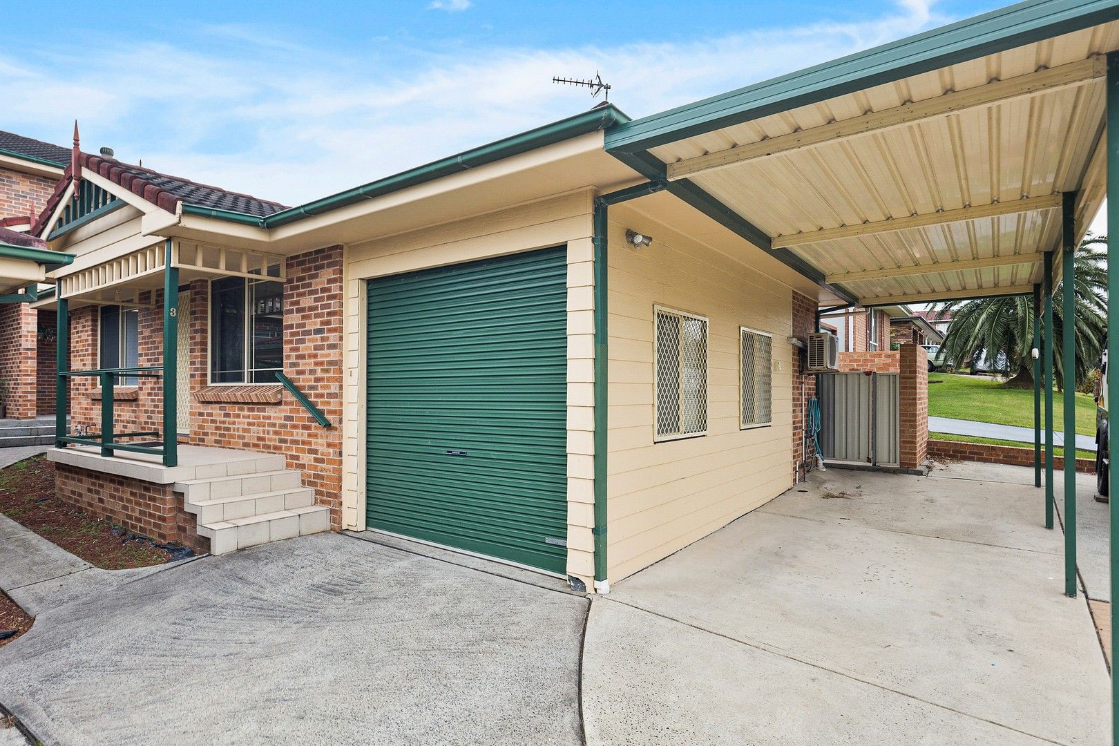 2 bedrooms Villa in 3/86 Parklands Drive SHELLHARBOUR NSW, 2529