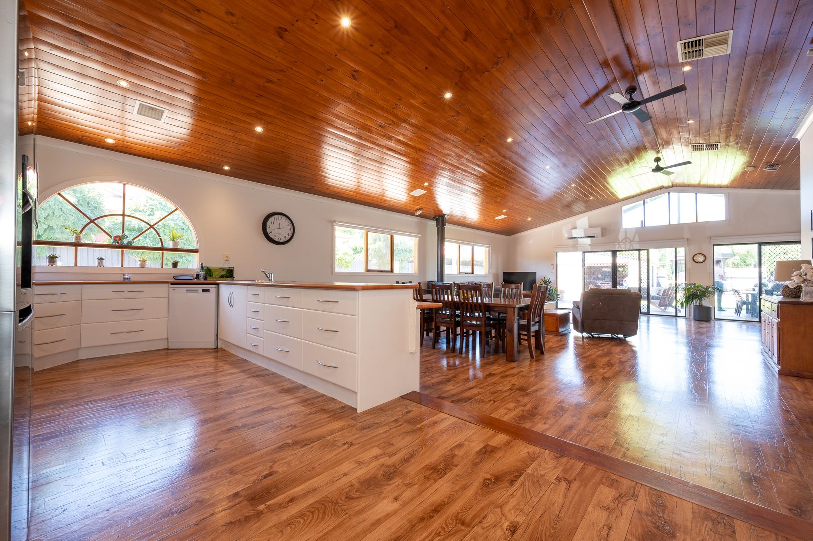 4 bedrooms House in 8 Mulga Street LEETON NSW, 2705