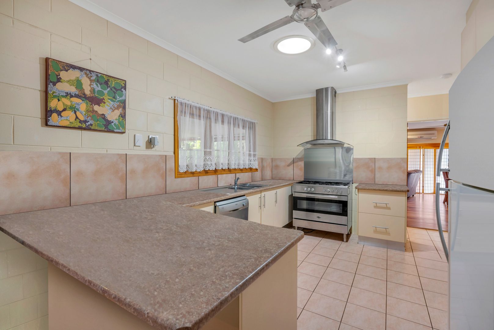 4 Gilbert Court, Gordonvale QLD 4865, Image 2