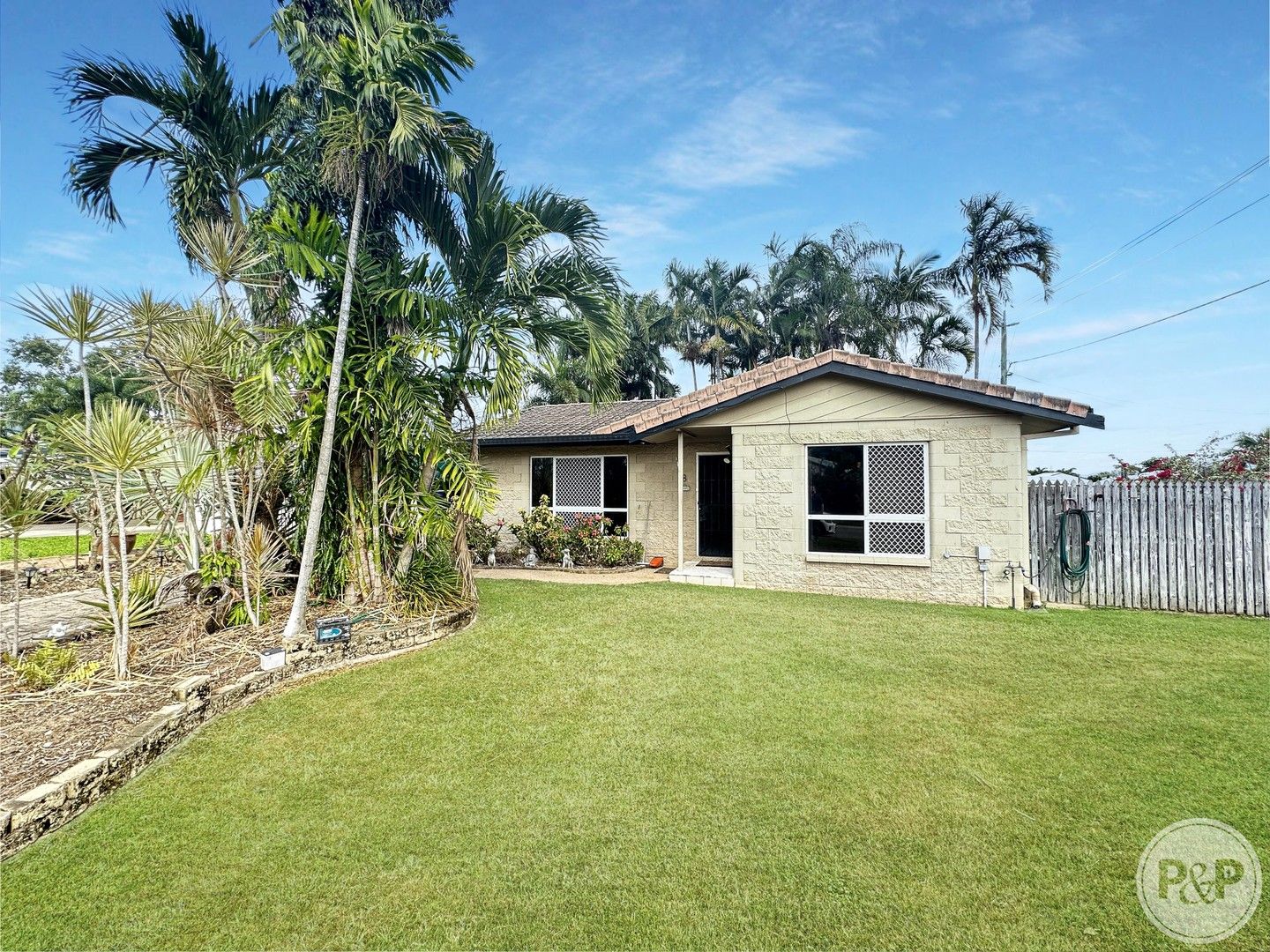 8 Finette Court, Rasmussen QLD 4815, Image 0