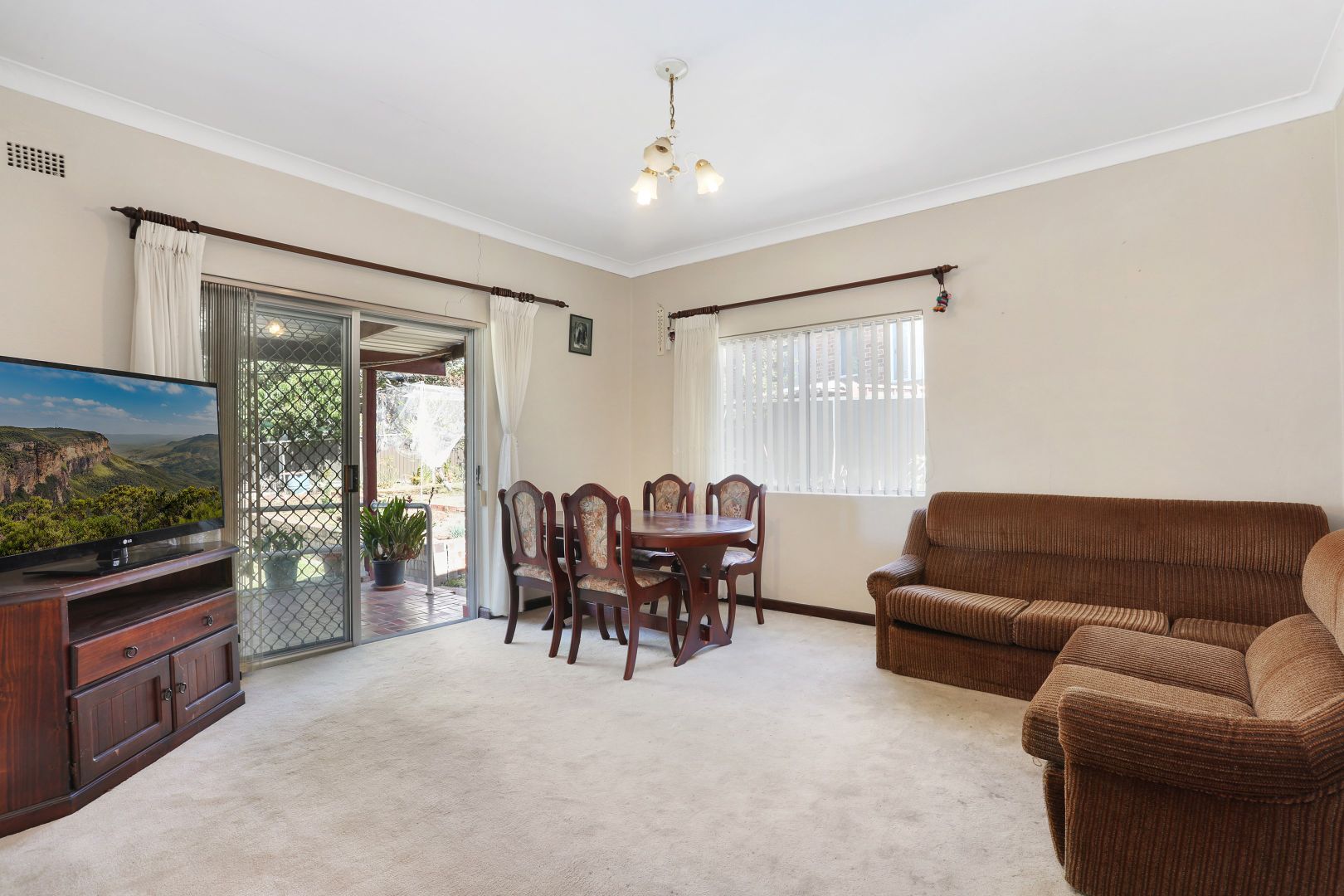 39 Morris Avenue, Kingsgrove NSW 2208, Image 1