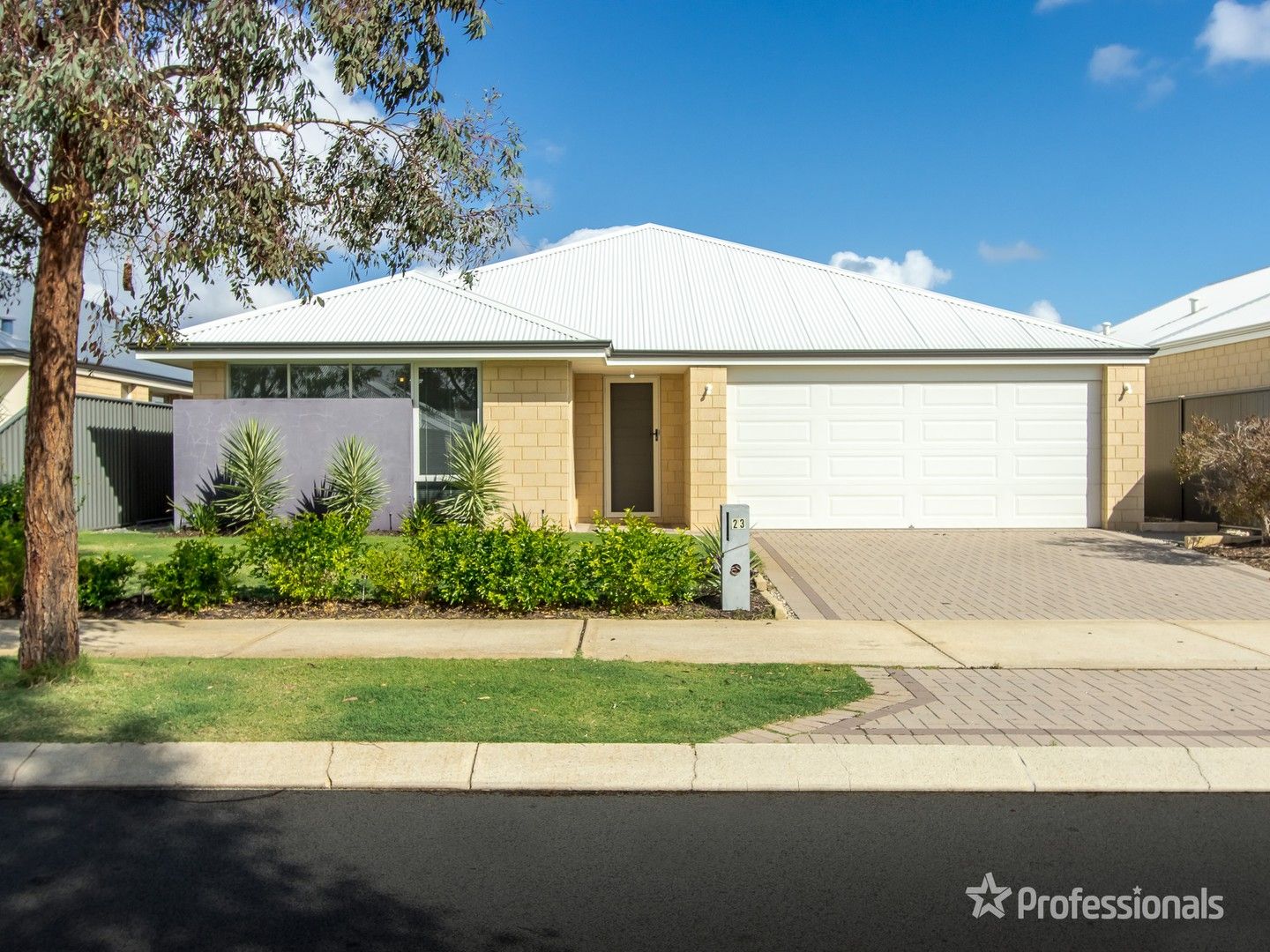 4 bedrooms House in 23 Rushmore Loop BALDIVIS WA, 6171