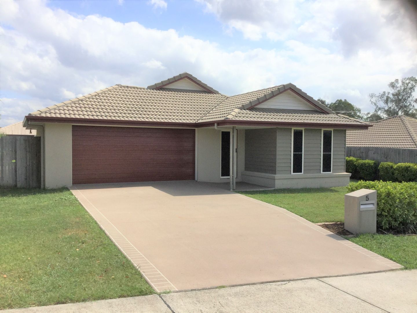 5 Sirmione Court, Raceview QLD 4305
