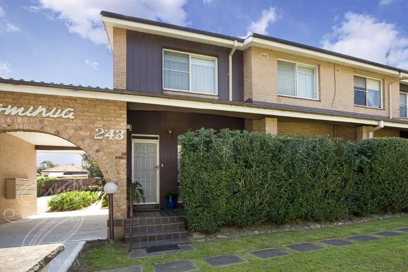 4/243 Georges River Road, Croydon Park NSW 2133, Image 2