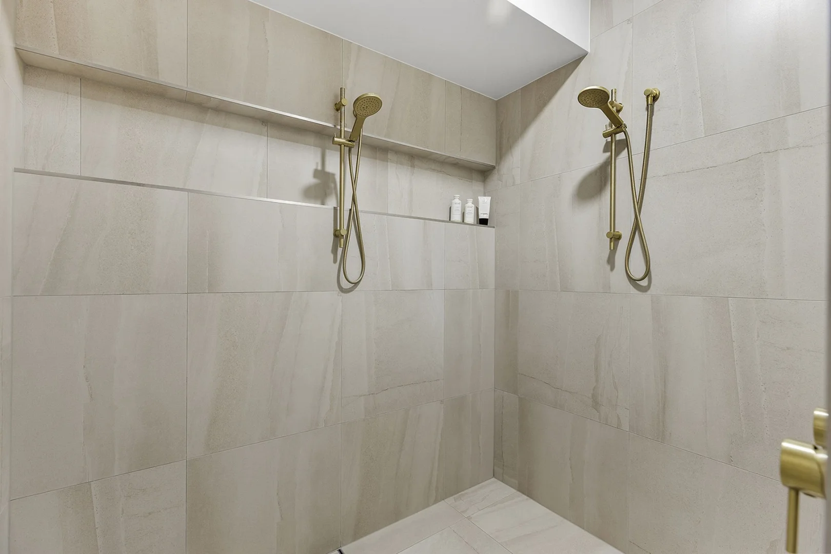 Additional image 23 of 59 Hicks Road, Glenella QLD 4740