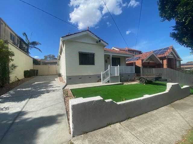 4 bedrooms House in 43 Aberdeen St ABERFELDIE VIC, 3040