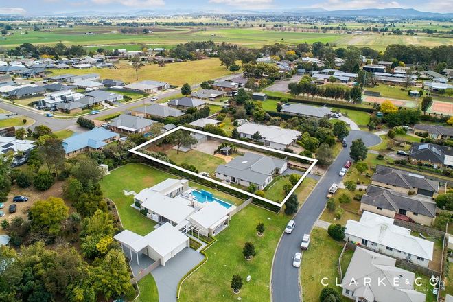 Picture of 5 Howe Place, RAWORTH NSW 2321